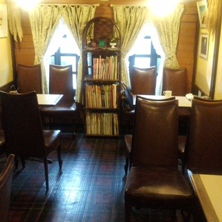 シラトリ喫茶店_2