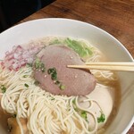 琉 肉、酒、ときどき魚。 - 【羊ラーメン（塩）＝猪チャーシュー】