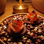 Alan. - 北海道　ホタテとイクラのトスタータ