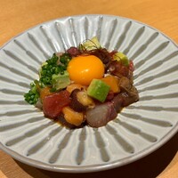 海鮮アボカドユッケ