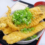 おさかなはうす - 2023年11月　スーパージャンボ穴子天丼ご飯大盛り　3本で十分かな～(;´Д｀)