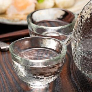 季節やお料理に合った日本酒をご用意しております。