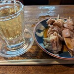 宇ち多゛ - 梅割りと　アブラ少ないとこ と レバボイル一本ずつお酢 です