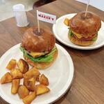 Burger & Smile Maker's - チーズバーガー&ポテト