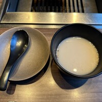 焼肉うしごろ 新宿三丁目店 - 