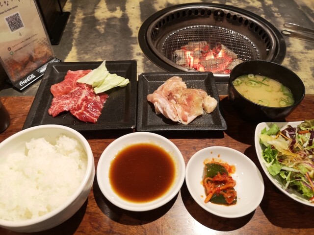 Gensen Wagyu Yakiniku Hishimekiya Neyagawa Ten