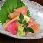 牛タンと海鮮 個室居酒屋 炭松 - 久万高原町　直送　川魚【あまごの刺身】