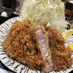 嬉嬉豚とんかつ 「君に、揚げる。」 池袋本店 - 