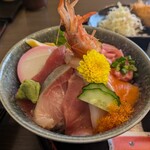 御食事処 多久膳 - 海鮮丼（鮮度抜群！脂の乗りもgood！）