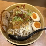 味噌ラーメン百庵 - 特製赤みそラーメン