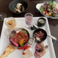 ブッフェアンドカフェ スロープサイドダイナー ザクロ - 