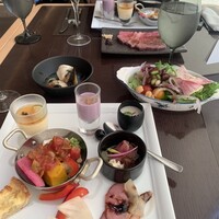 ブッフェアンドカフェ スロープサイドダイナー ザクロ - 