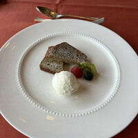 ホテルオークラレストラン新宿 ワイン＆ダイニング デューク - 