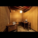 博多苑 - テーブル席