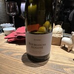 komorebino natural wine bar