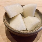 すしやのたい悟 - 梨（鴻巣市）　20年前、越してくるまで埼玉県産の果物の素晴らしさに気がついていなかった私は今やすっかり。梨、美味しくいただきました。