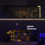 TWELVE ON THE PARK BAR & GRILL - 