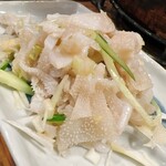 江古田ホルモン - センマイ刺し！　やっぱり白だよね〜