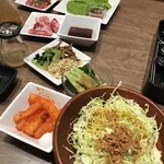 牛角食べ放題専門店 - 