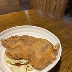 あらかきタコス - 揚げ豚足