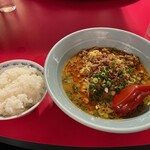 南海飯店 - 担々麺定食