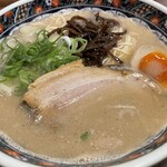 焙煎胡麻工房 タンタン本舗 - 料理写真:伝説の豚風の豚骨ラーメン