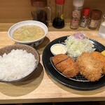 とんかつ 美濃屋 - ヒレミックス定食
