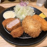 とんかつ 美濃屋 - ヒレミックス(ヒレかつ、タラフライ、カニクリームコロッケ)