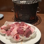 炭火ホルモン焼き 夏冬 - 