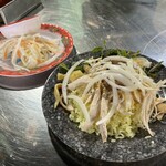 Cơm Gà Bà Buội - コムガー