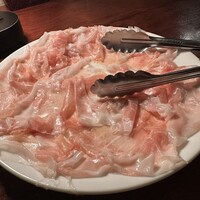 カルネジーオ イースト - 