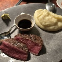 カルネジーオ イースト - 