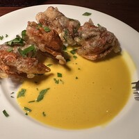 カルネジーオ イースト - 