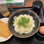 手打十段 うどんバカ一代 - 釜バター小① 530円　おあげ 130円