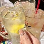 七輪焼鳥バル FUNKY JUNK FULL CHICKEN - こんやは、4人でかんぱーい