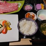 全日餐飲 月之路