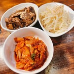 炭火焼肉 ホルモン にく式 - 