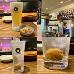 すし酒場 魚あるき - 「生ビールジョッキ（税込￥680）」「テーブルチャージ（切り干し大根の煮物）（税込￥400）」、店内（第2カウンター付近）、「梅干しサワー（税込￥580）」とその梅干しのアップ…