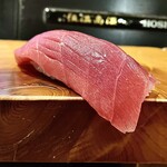 すし酒場 魚あるき - 「本鮪中とろ（税込￥480）」