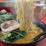 ラーメン 杉田家 本店 - 