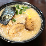 東京豚骨拉麺 藤丸 - 味噌チャーシューメン。