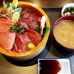 宅配弁当・食堂 たばご屋 - 小鉢はワカメの和え物