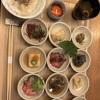 肉和食 月火水木金土日 - 