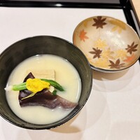 馬車道 大かわ - 牡蠣豆腐　白味噌仕立て