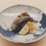 鮨 陸 - 秋刀魚の塩焼き