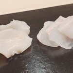 鮨 陸 - お刺身:
      左からつぶ貝、松川鰈の身とエンガワも