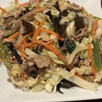 上野 - 豚肉と野菜、春雨の炒め物