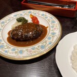 日本洋食 潤 - ハンバーグステーキ(デミグラスソース)