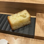272273208 - パン