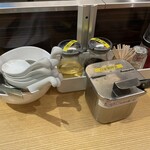 排骨担々 五ノ井 - サービスザーサイ